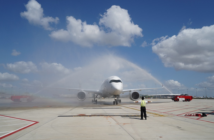 东航手艺浦东维修基地正式投入浦东机场卫星厅航班运行包管事情