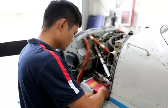 美邦集团举行888电子游戏维修基地旅行交流活动