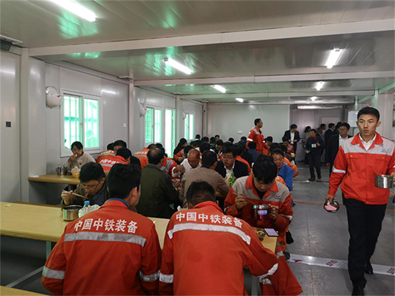 仅仅20天，装备公司新建“同心圆”餐厅完工使用！