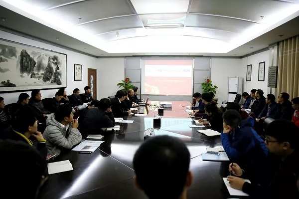同济大学余志壮教授在装备公司作“智能化隧道装备手艺展望”专题讲座